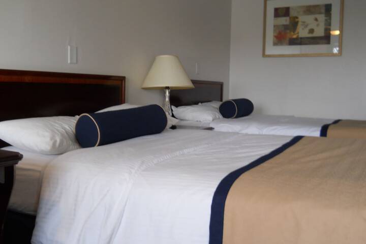 Classic 2 Double Beds (1 of 11)