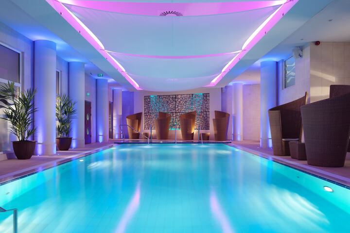 Hotel with Pool
