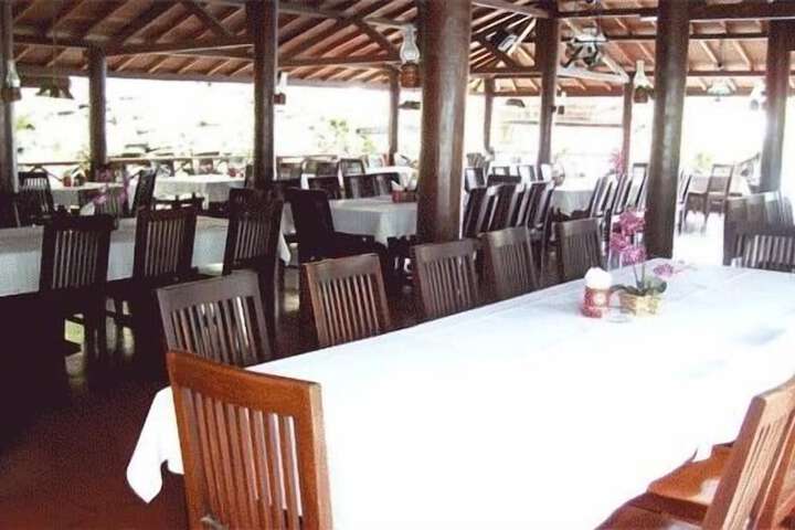 Dining Photos