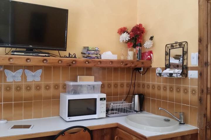 Room 8 of 68