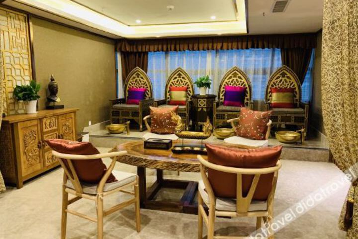 Hotel Interior 20 of 43