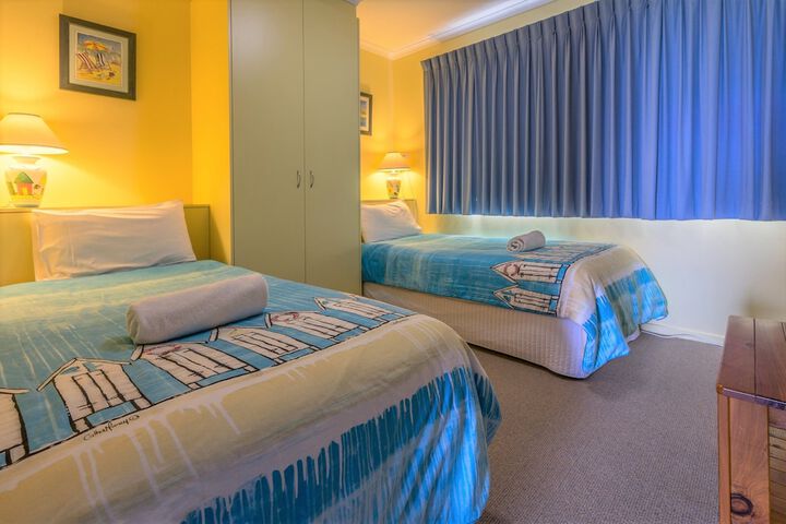 Room 7 of 79