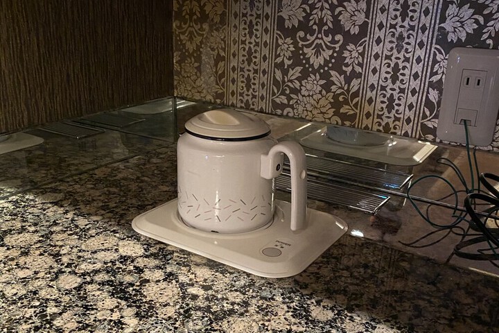 Breakfast/Coffee Service 25 of 43