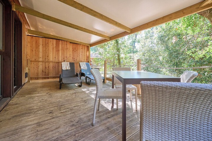 Terrace/Patio 65 of 159
