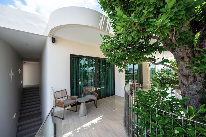 Terrace/Patio 24 of 77
