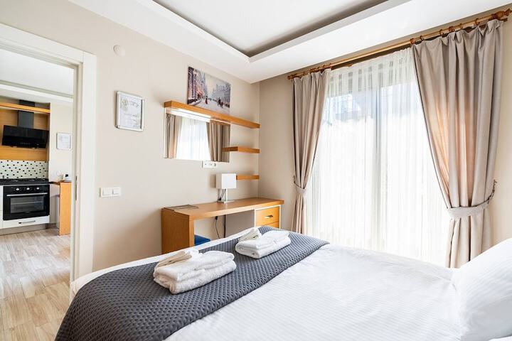 Room 28 of 150