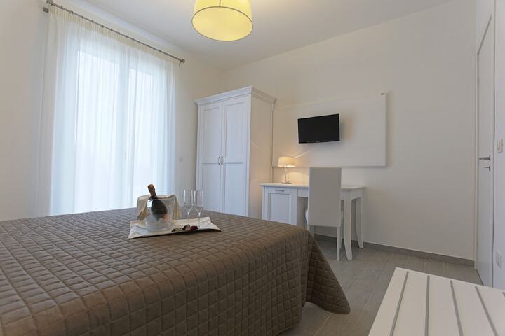 Room 7 of 60