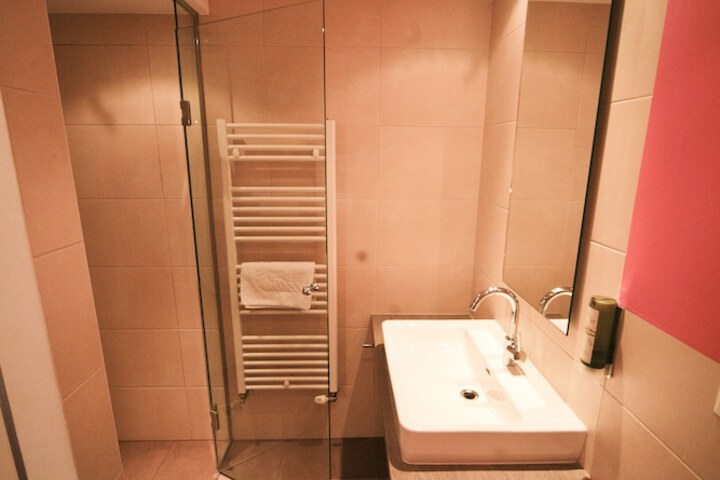 Room 14 of 51