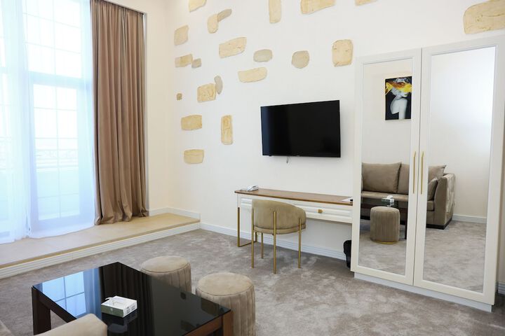 Room 43 of 133