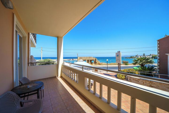 Terrace/Patio 176 of 179