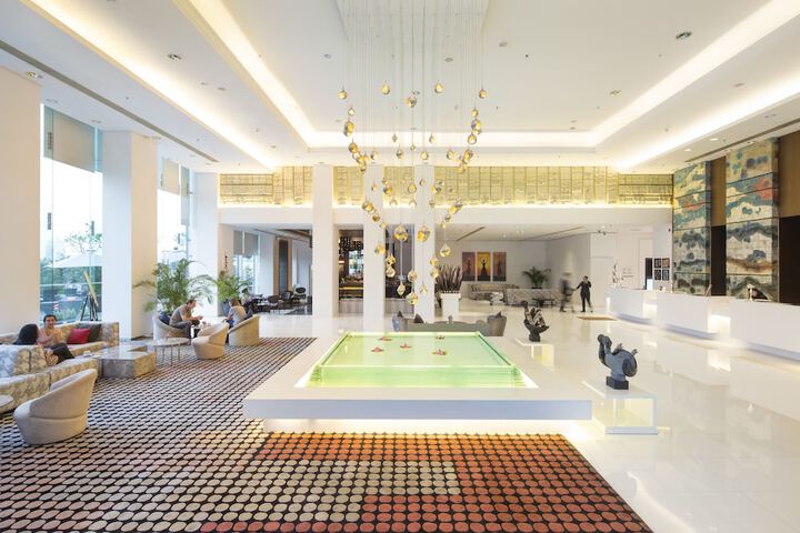 Guest Lobby