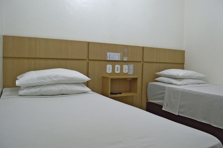 Room 22 of 57