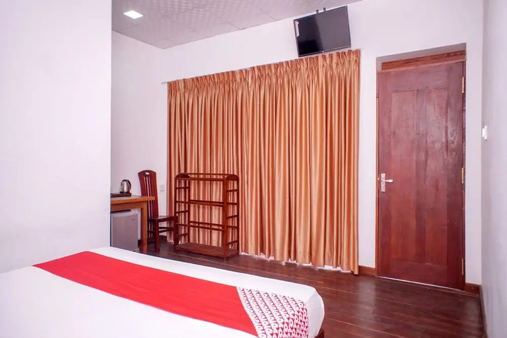 Room 6 of 21