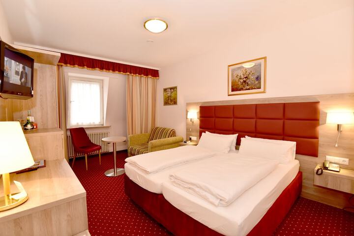 Room 9 of 57