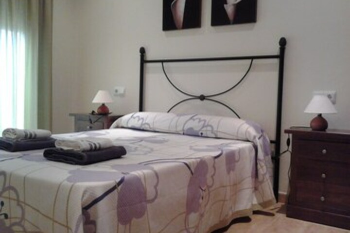 Room 5 of 10