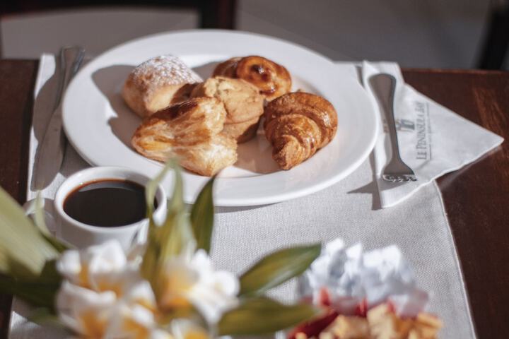 Breakfast/Coffee Service 54 of 87