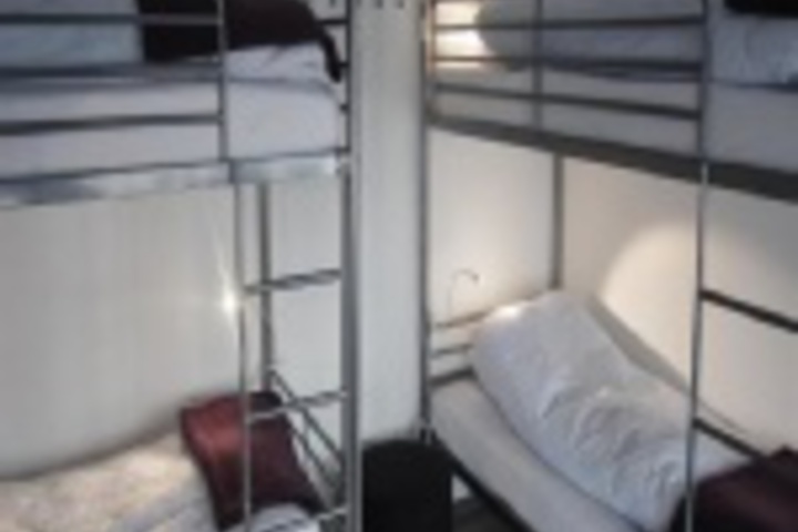 Room 192 of 276
