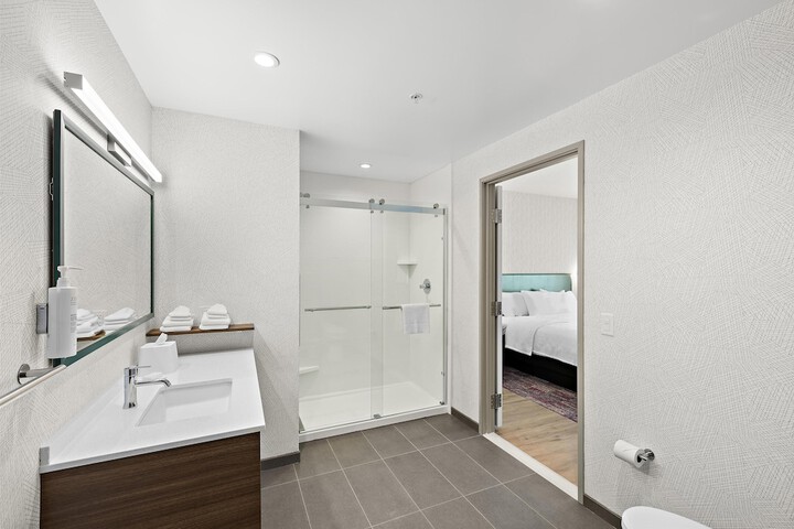 Bathroom shower