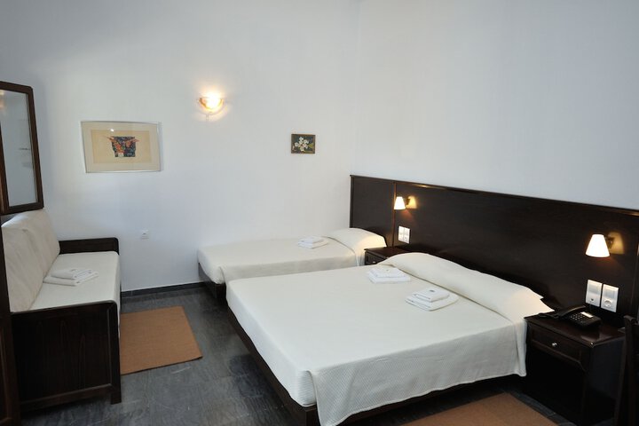 Room 13 of 38
