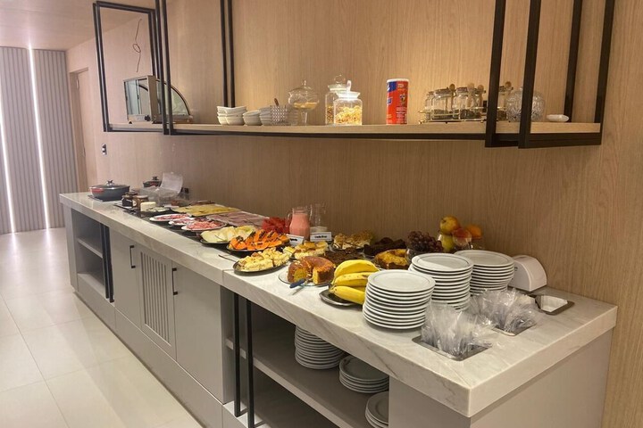Breakfast/Coffee Service 15 of 27