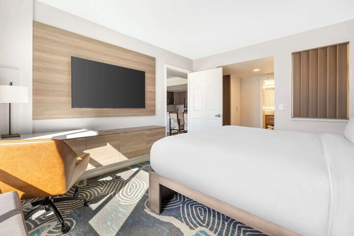 Room 4 of 31