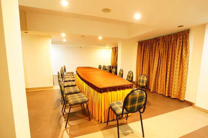 Dining 60 of 79