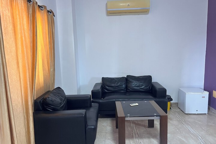 Room 72 of 137