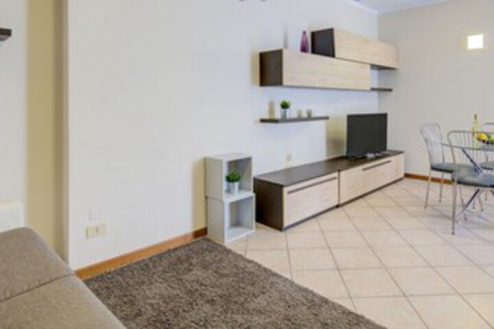 Room 28 of 47