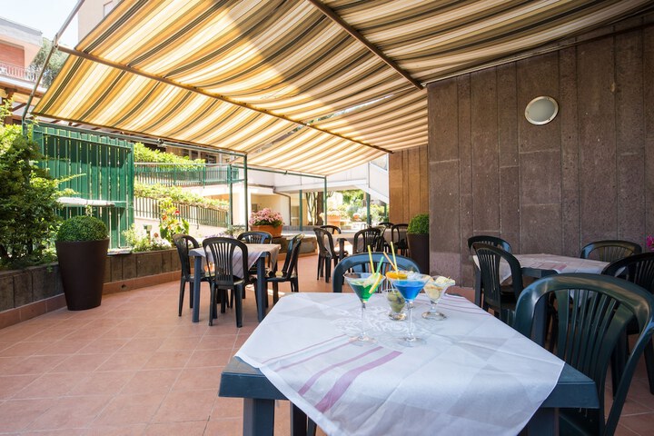 Terrace/Patio 65 of 80