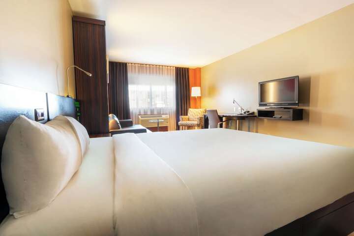 Room 14 of 62