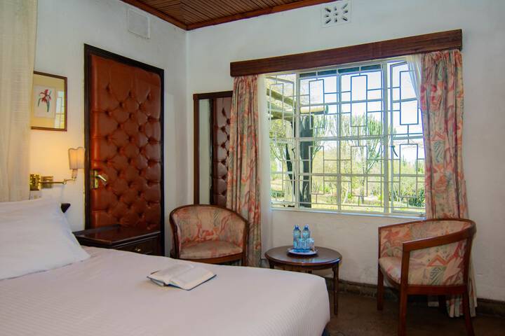 Room 13 of 39