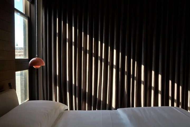 Room 11 of 43
