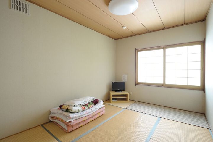 Room 5 of 31
