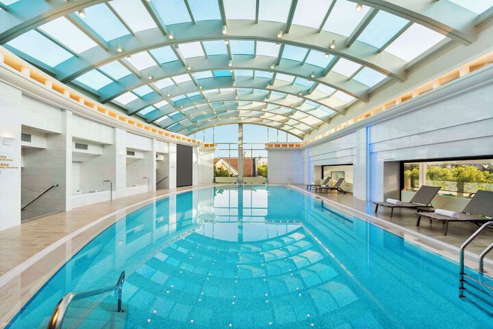 Pool 54 of 110