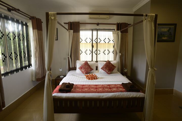 Room 18 of 83