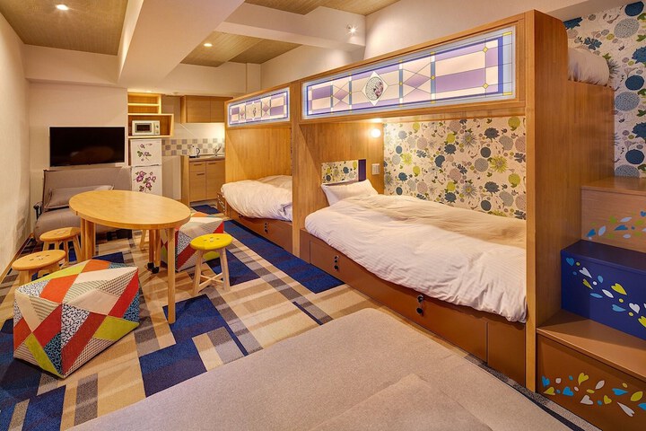 Room 17 of 66