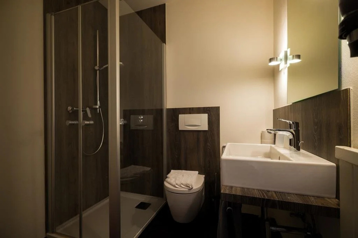 Room 29 of 41