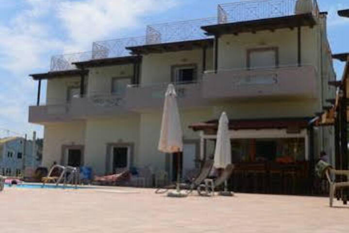 CORFU INN