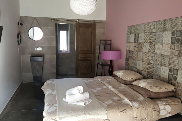 Room 14 of 39