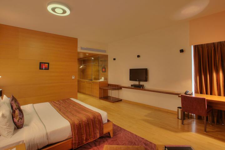 Room 43 of 125
