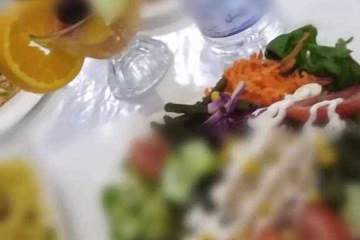 Dining 22 of 31