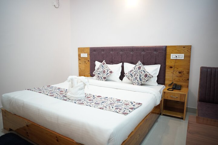 Room 8 of 21