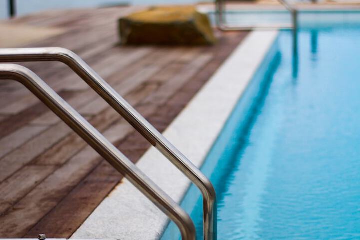 Pool 17 of 41