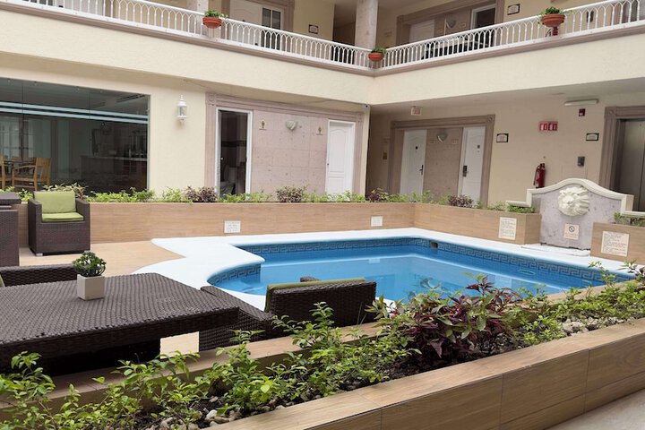 Pool 67 of 102