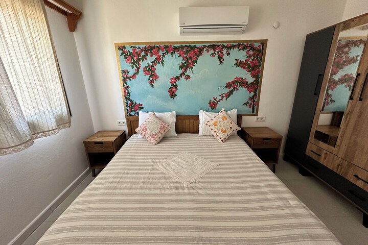 Room 15 of 64