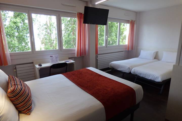 Room 13 of 45