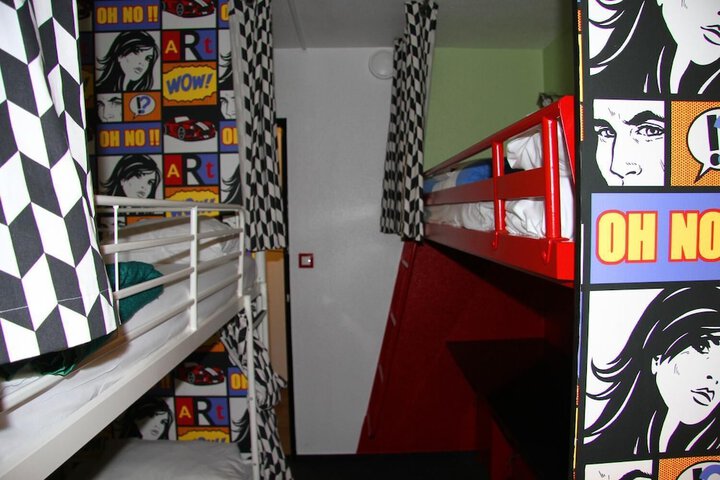 Room 3 of 36