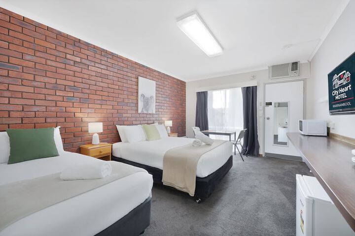 Room 17 of 62