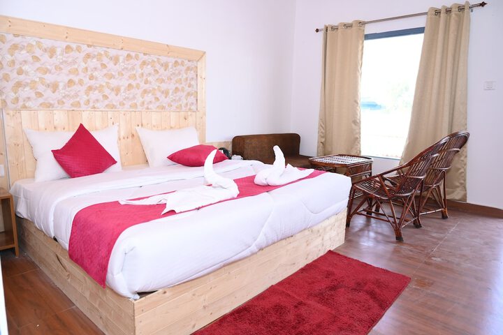 Room 8 of 30