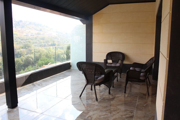 Terrace/Patio 12 of 18